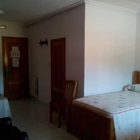Guest house Sequeiros 2*