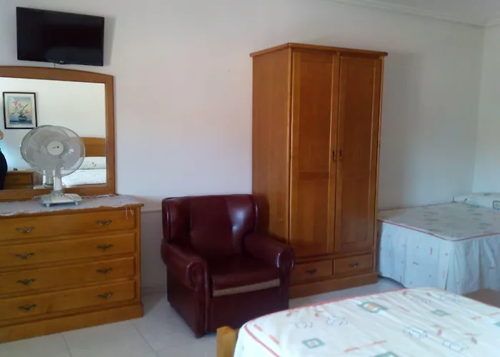 塞凯伊罗斯旅馆 2*