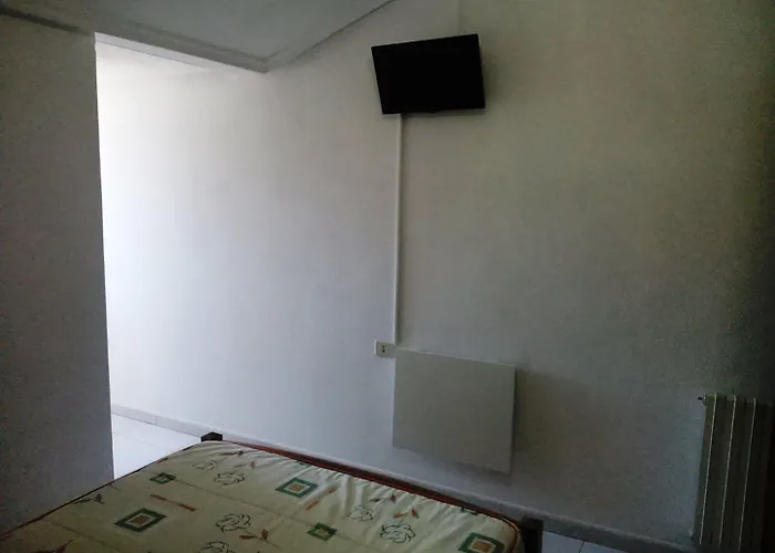 塞凯伊罗斯旅馆 招待所 San Ciprián de Viñas