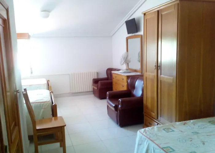 Sequeiros 2* San Ciprián de Viñas