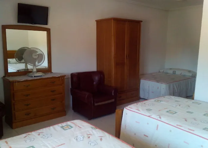 Guest house Sequeiros 2*